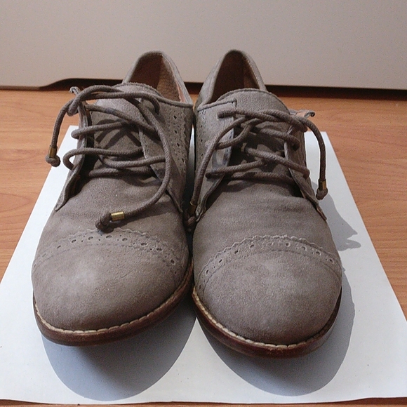 Banana Republic suede gray Oxford shoes - Picture 2 of 7